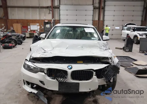2014 BMW 328I xDrive из США, поврежденный, VIN WBA3B5C54EP542693
